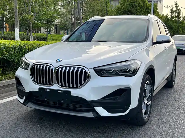 BMW X1 2021 sDrive25Li Leading