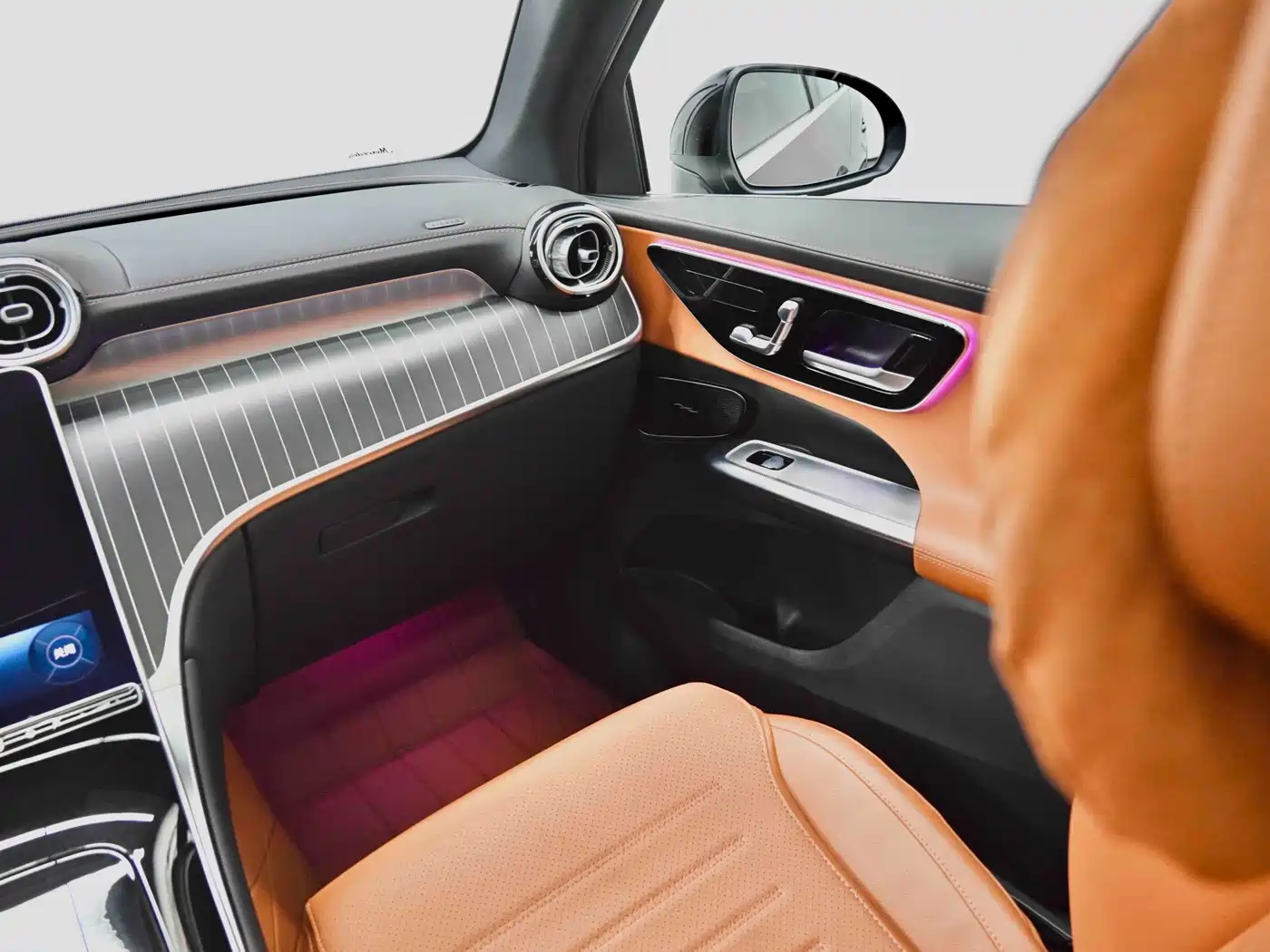 Mercedes-Benz GLC 2024 GLC 300 L 4MATIC Dynamic 5-seater фото 34