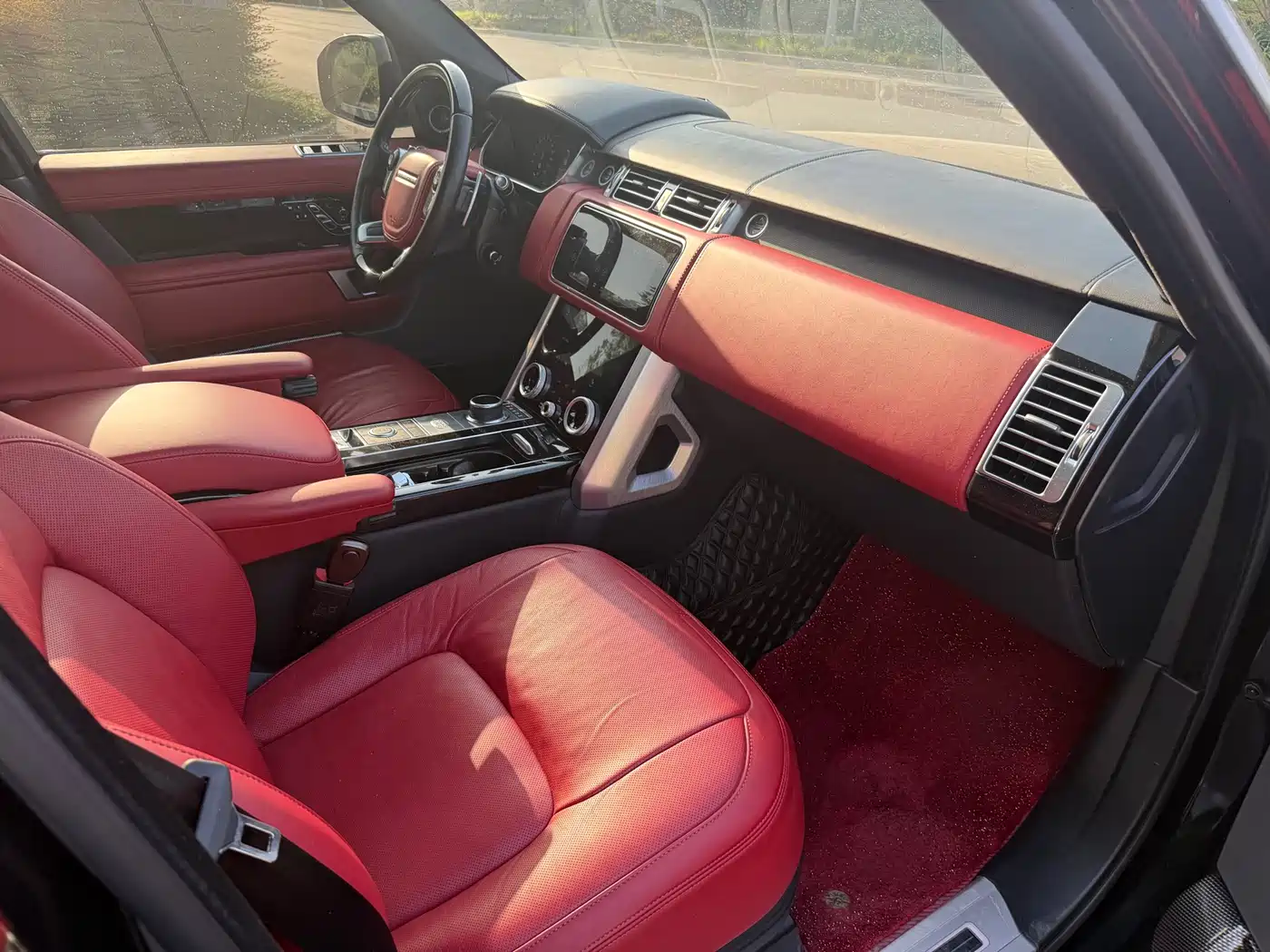 Land Rover Range Rover 2020 3.0 L6 Supreme Creation Extended Version фото 6