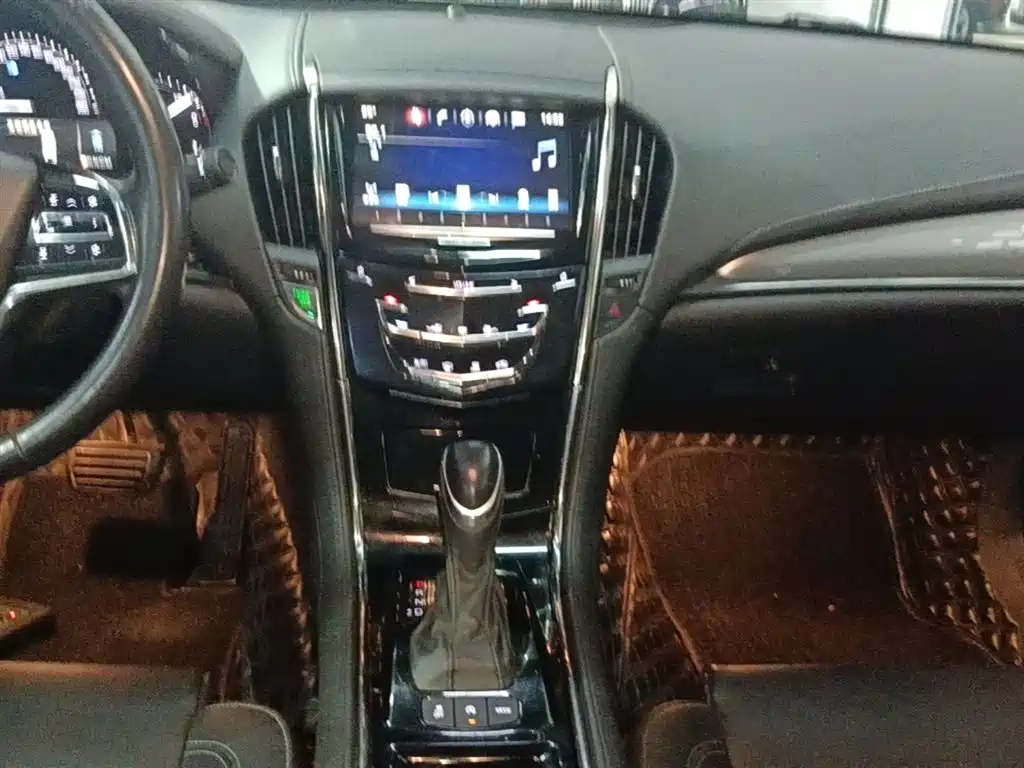 Cadillac ATS-L 2016 28T Technology фото 9