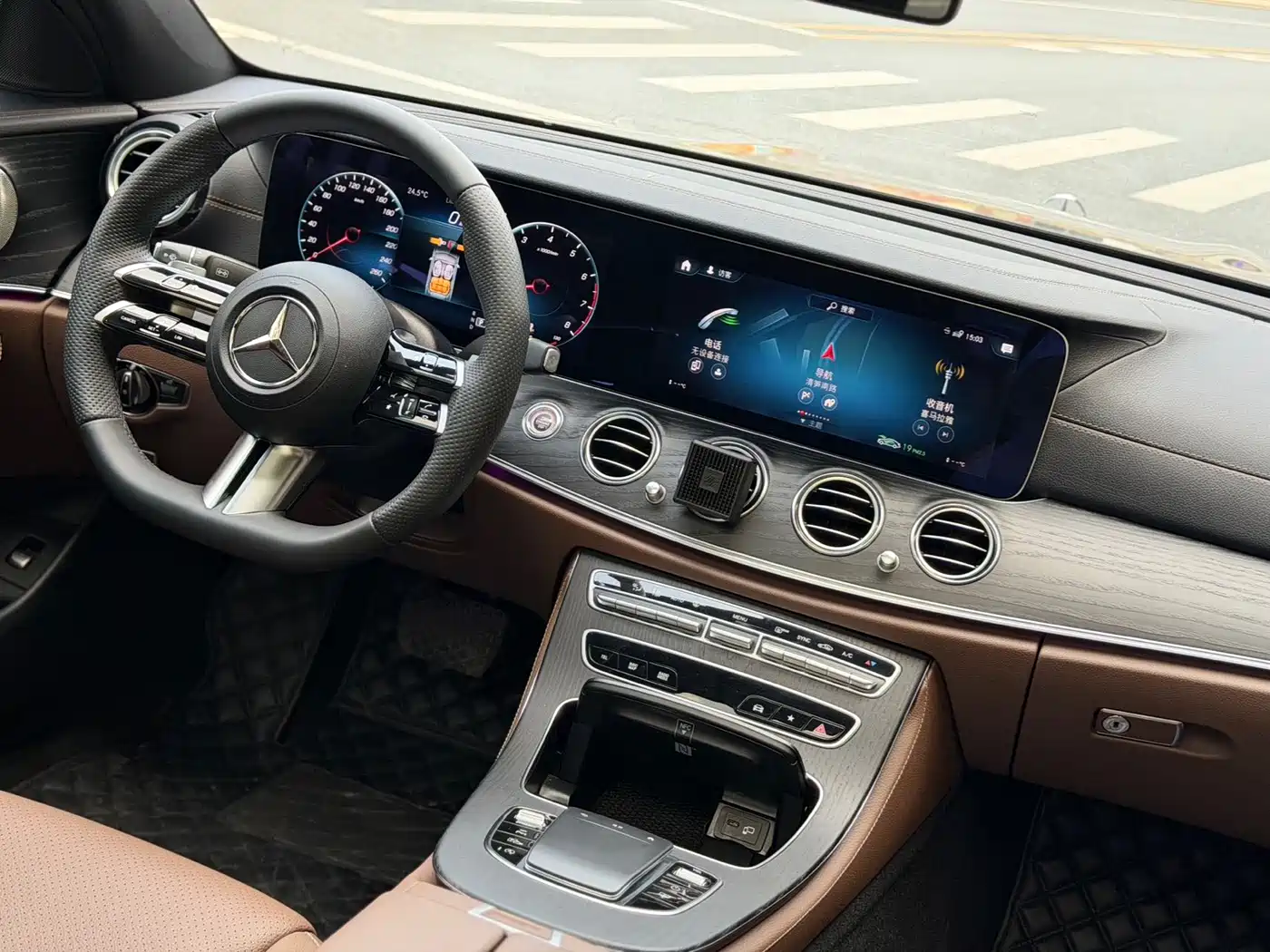 Mercedes-Benz E-Class 2023 Facelift E 300 L Sport Luxury фото 9