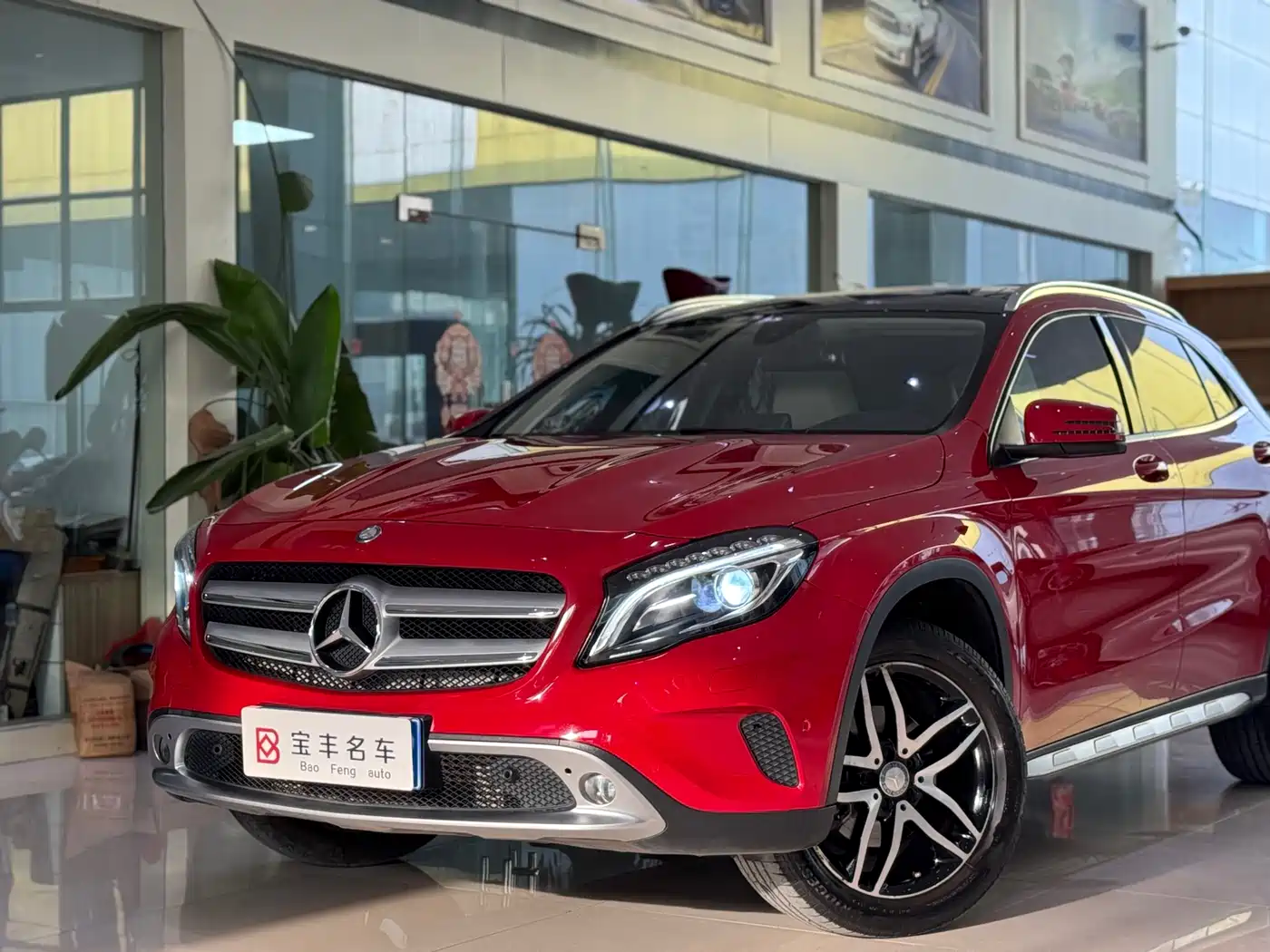 Mercedes-Benz GLA 2016 GLA 220 4MATIC Fashion фото 12