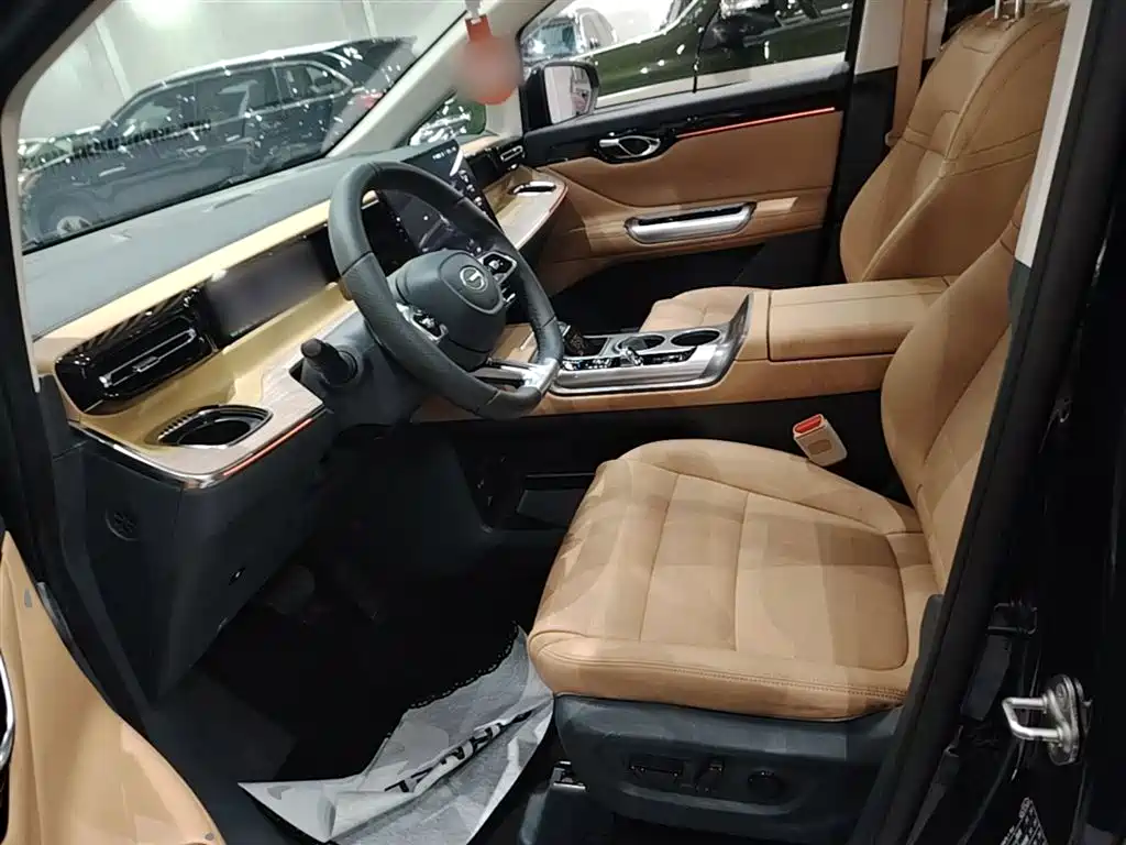 GAC Trumpchi Trumpchi E8 NEV 2024 Model 150km MAX фото 15