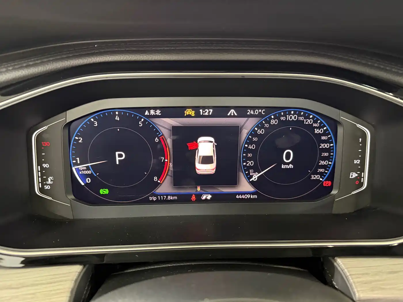 Volkswagen Sagitar 2023 Model Year 280TSI DSG Surpass Edition фото 17