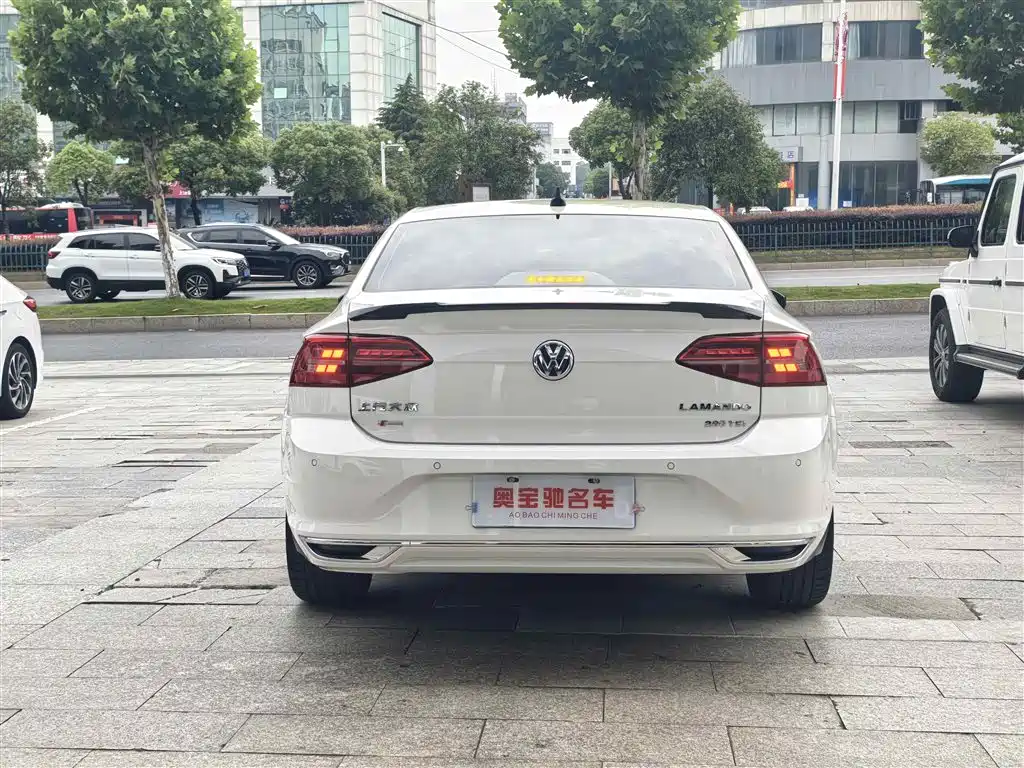 Volkswagen Lamando 2021 280TSI DSG Comfort Edition фото 9