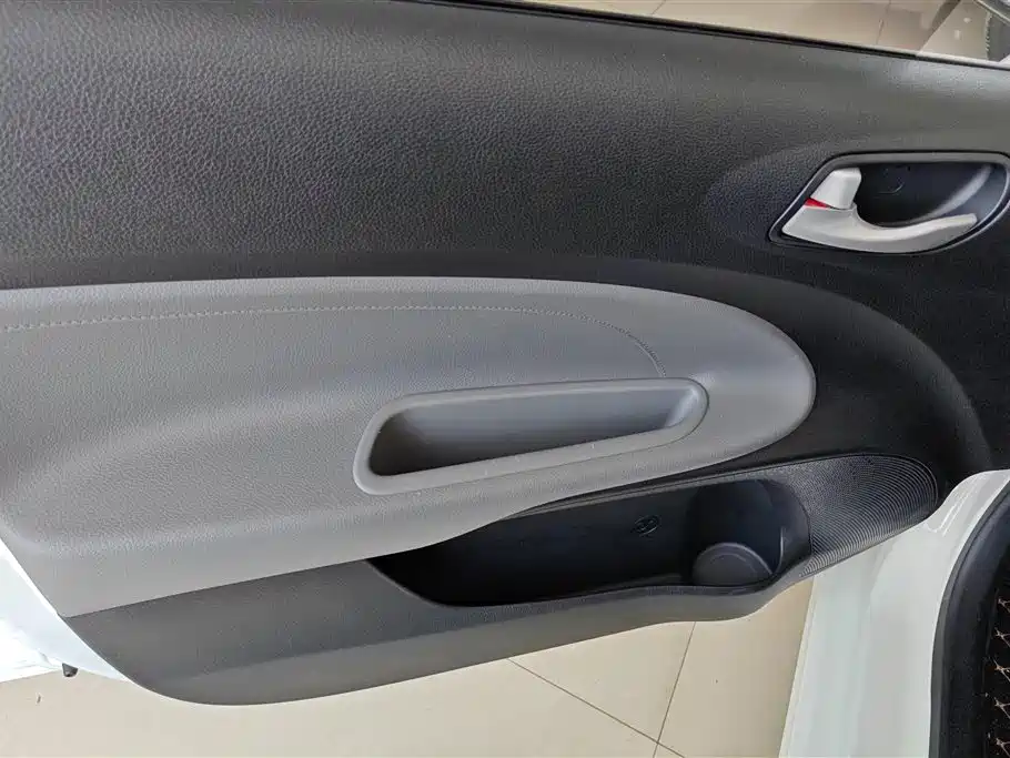 Kia Huan Chi 2020 Facelift 1.4L Auto Comfort Sunroof Edition фото 7