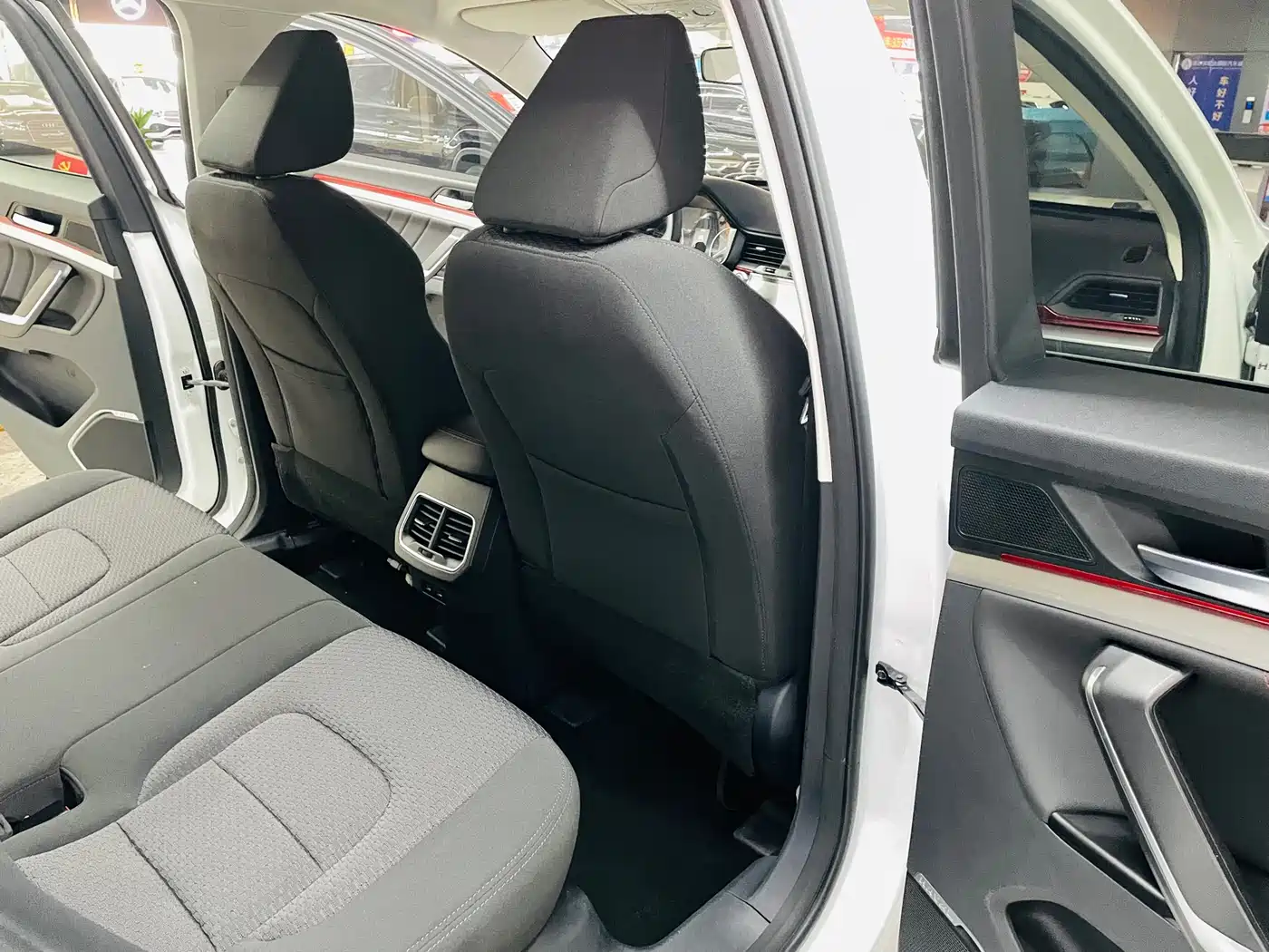 Haval H4 2019 Red Label 1.5GDIT DCT Elite Smart Connect Edition фото 8