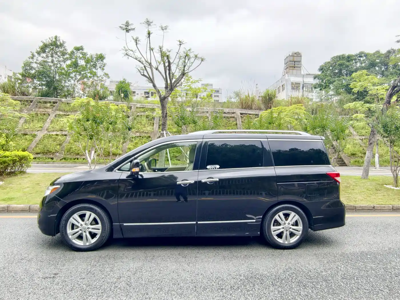Nissan Quest 2016 2015 3.5L SL