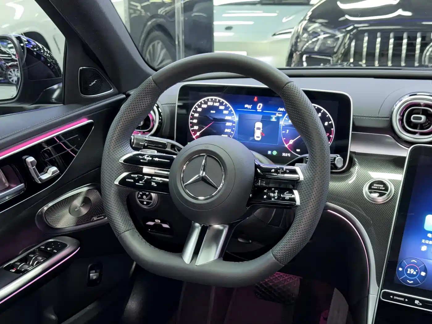 Mercedes-Benz C-Class 2025 C 260 L Night Sport Edition фото 13