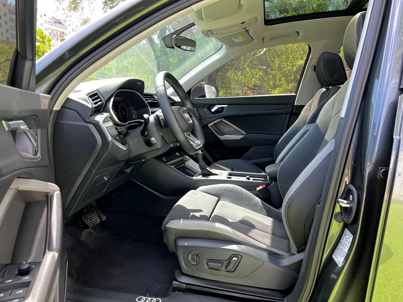 Audi Q3 2022 35 TFSI Fashion Dynamic фото 14
