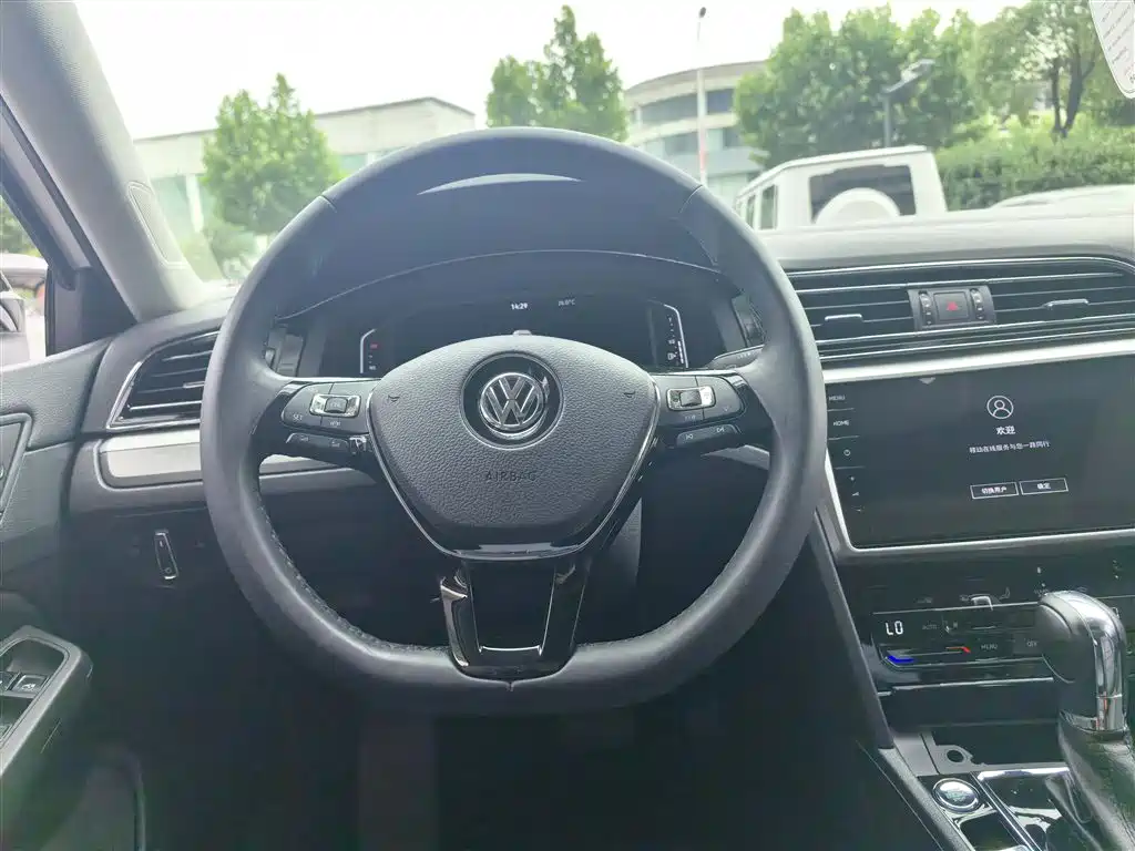 Volkswagen Lamando 2021 280TSI DSG Comfort Edition фото 10