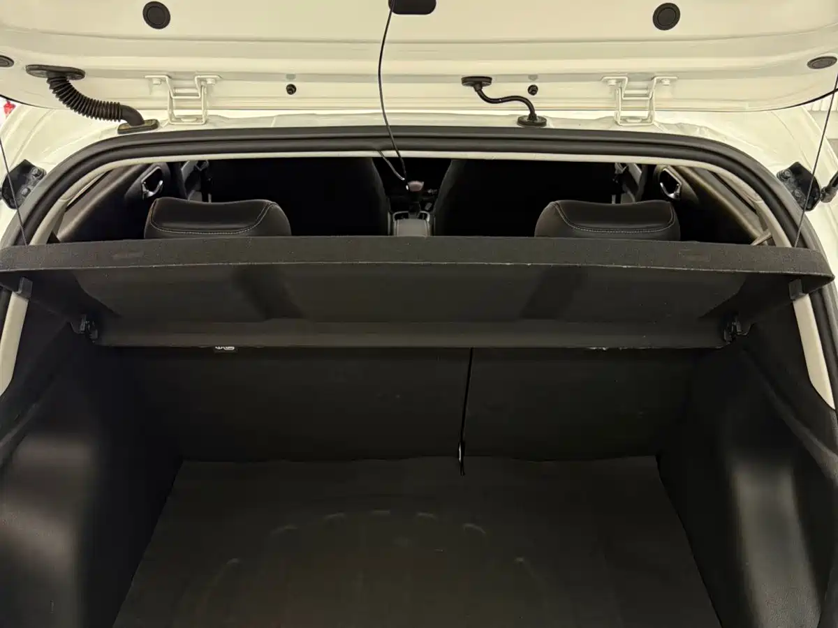 Kia KX1 2021 1.4L CVT Fun Sunroof Version фото 19