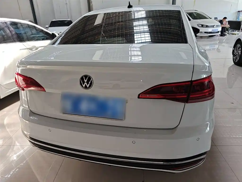 Volkswagen Bora 2023 200TSI DSG Smart PRO Edition фото 6
