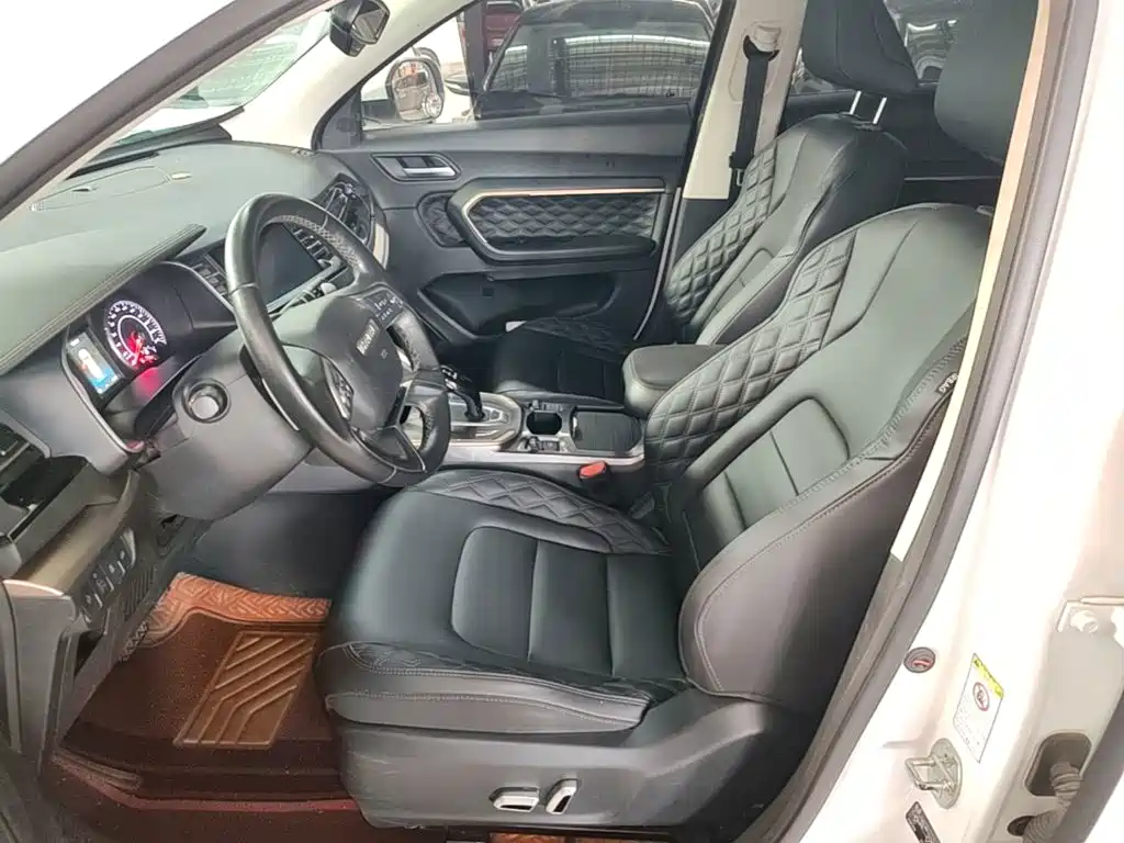 Фото 15 - Haval H6