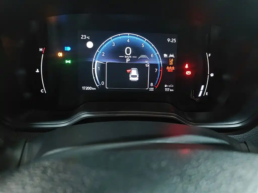 Toyota Corolla Cross 2023 2.0L Elite Edition фото 8