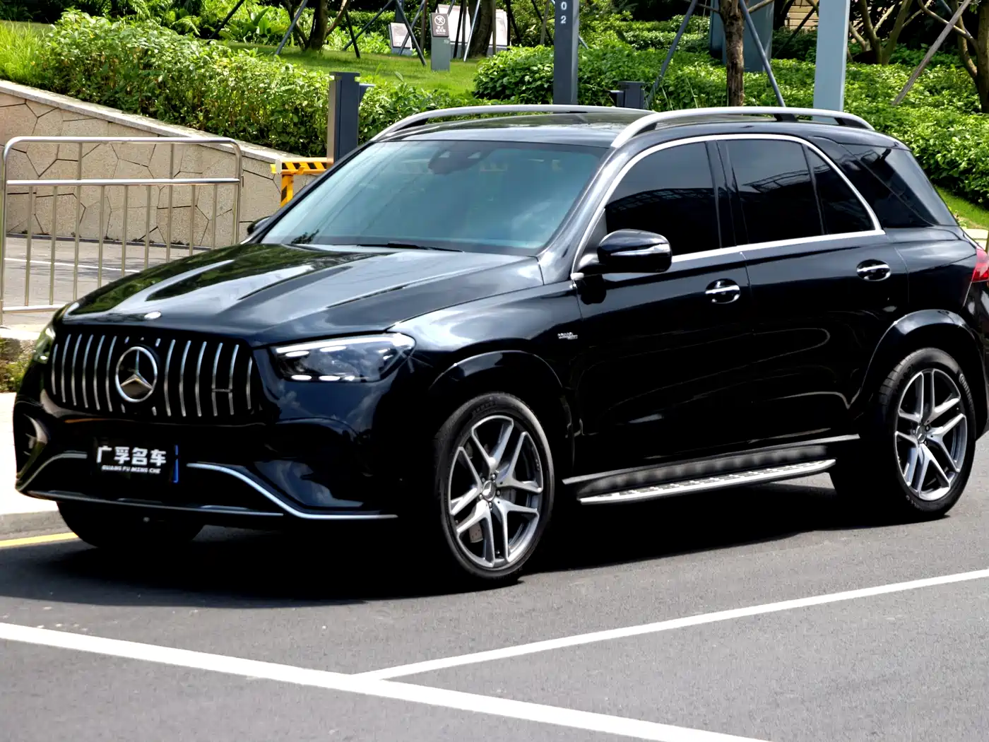 Mercedes-Benz GLE AMG 2024 AMG GLE 53 4MATIC+ фото 2