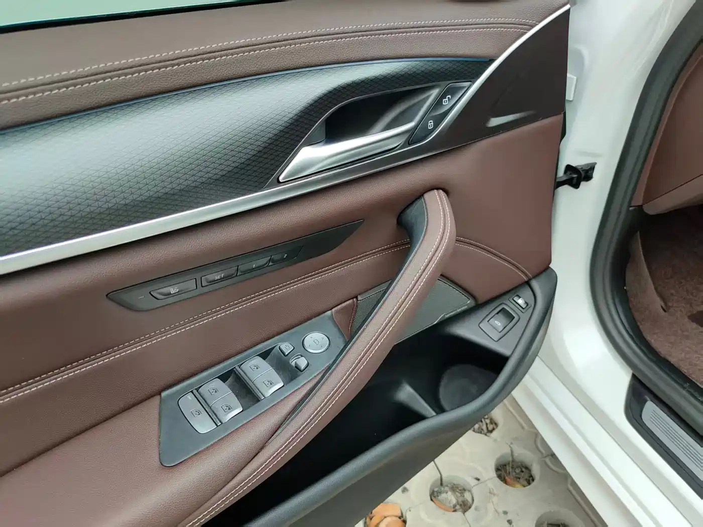 BMW 5 Series New Energy 2022 Facelift II 535Le Pioneer Edition M Sport Package фото 18