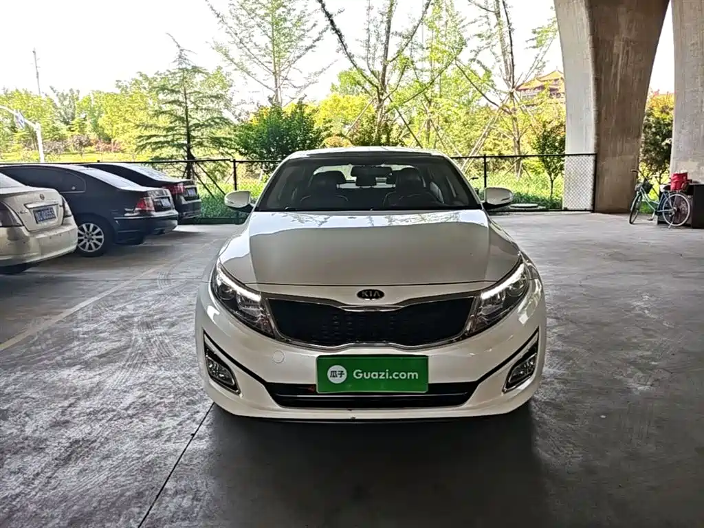 Kia K5 2014 2.0L Automatic LUXURY фото 3