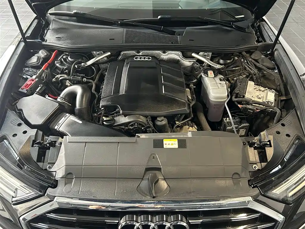 Audi A6L 2023 45 TFSI Premium Selection Dynamic фото 14