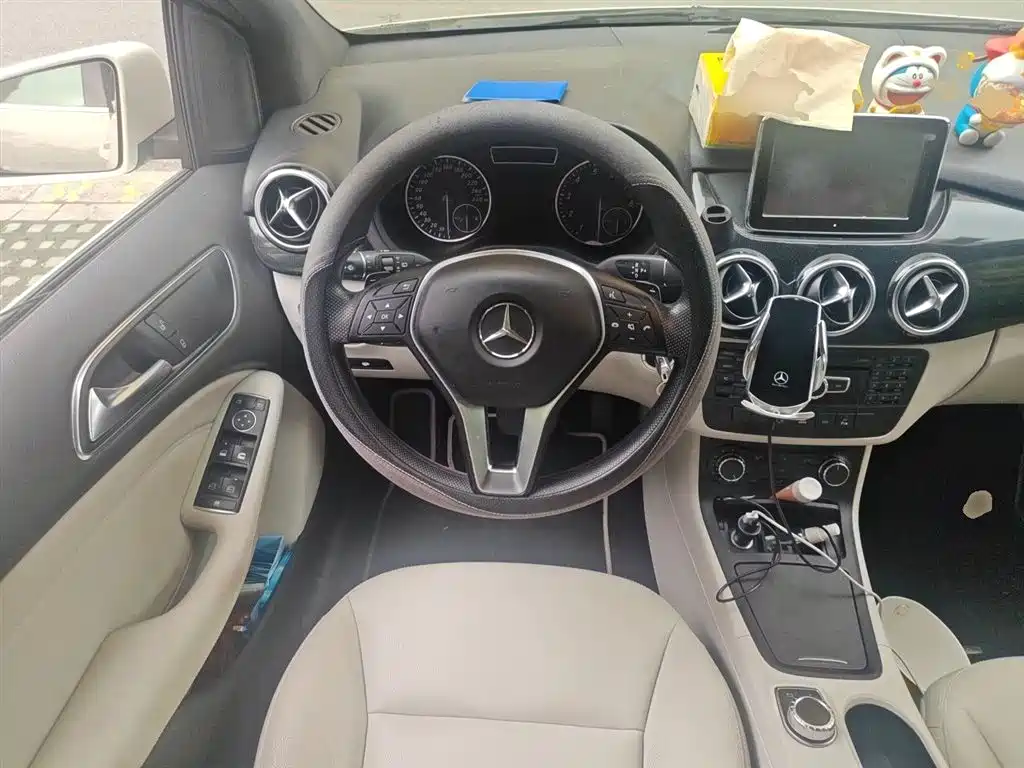 Mercedes-Benz B-Class 2012 B 180 фото 6