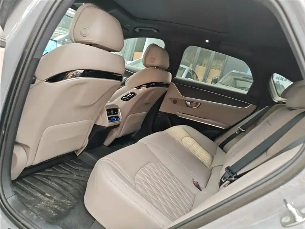 BYD Han 2025 DM-i Smart Driving Edition 125KM LiDAR Flagship фото 17