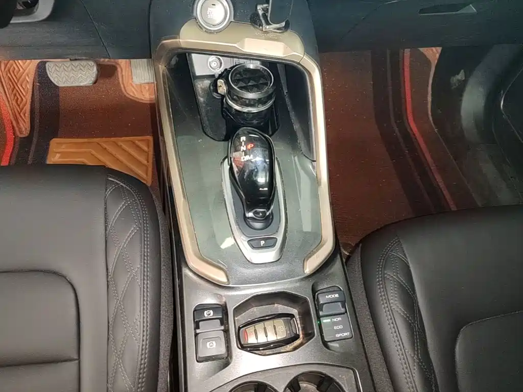 Фото 14 - Haval H6