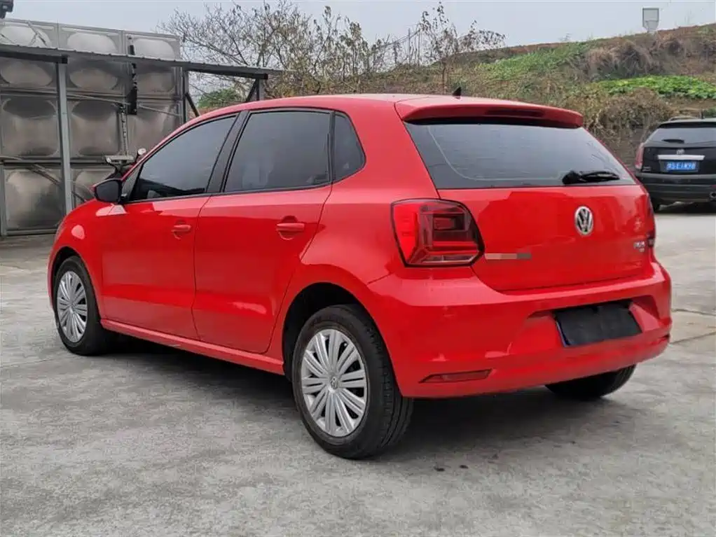 Volkswagen Polo 2016 1.6L Automatic Comfort фото 7