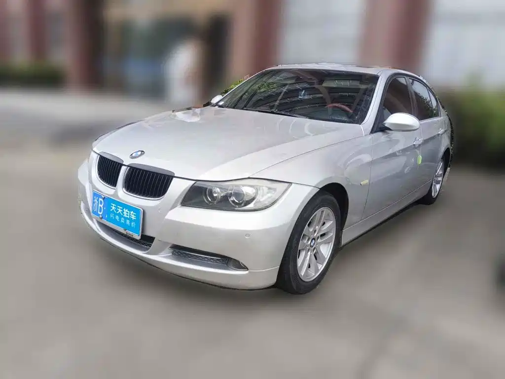 Photo 1 - BMW 3 Series