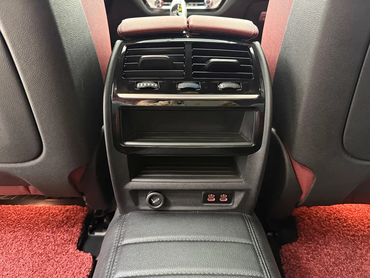 BMW 5 Series 2023 Facelift 530Li Leading M Sport Package фото 19
