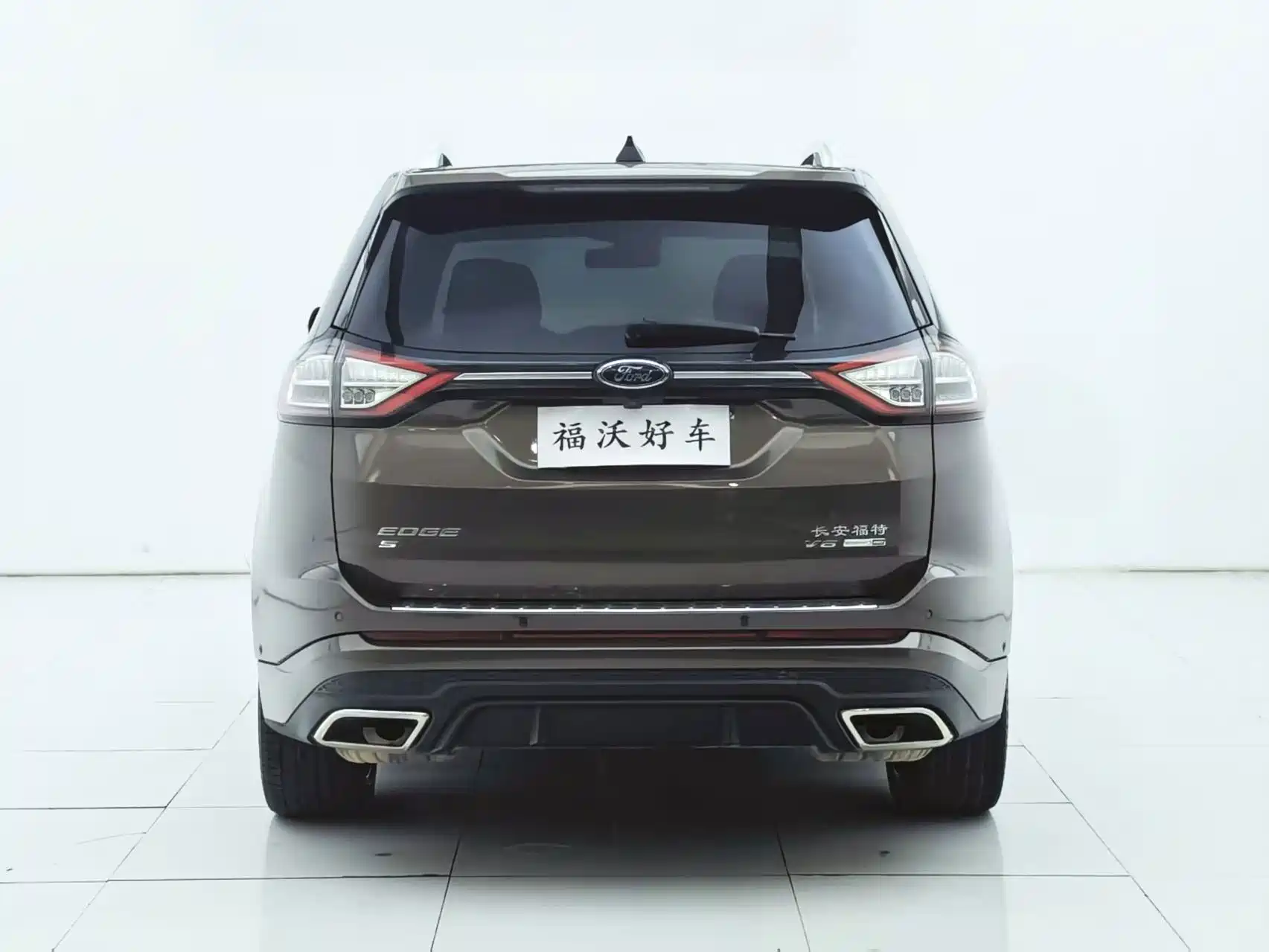 Фото 29 - Ford Edge