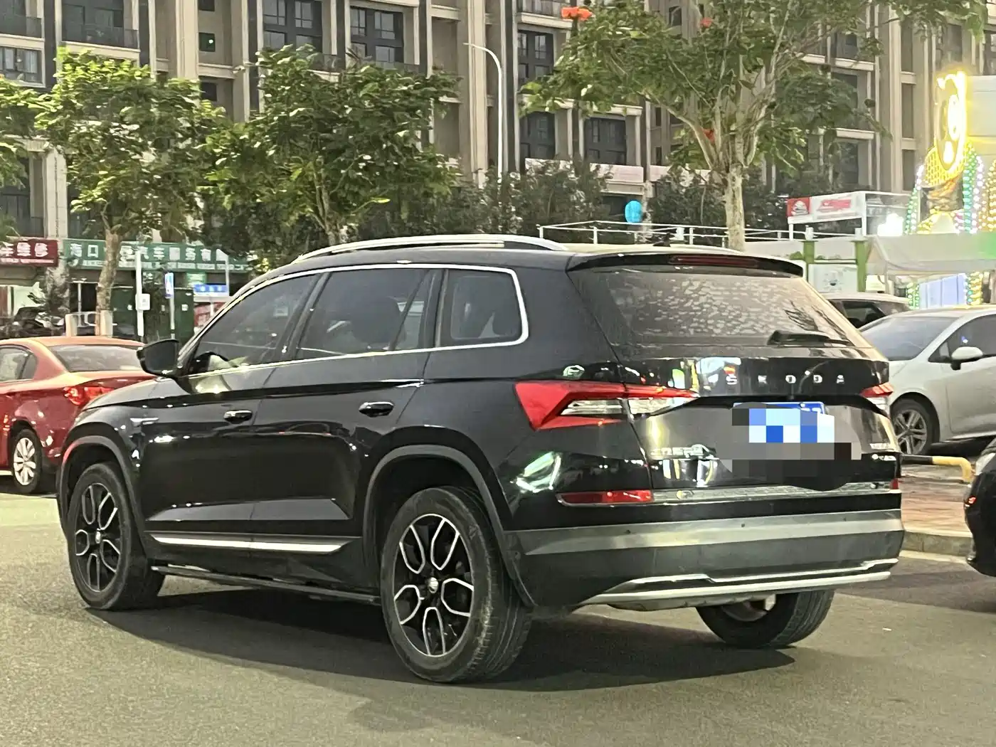 Škoda Kodiaq 2020 TSI330 5-Seater 2WD Luxury Premium Edition фото 18