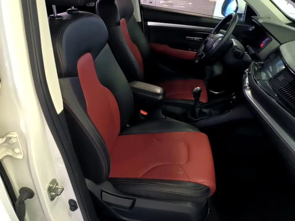 Photo 25 - Haval H2s
