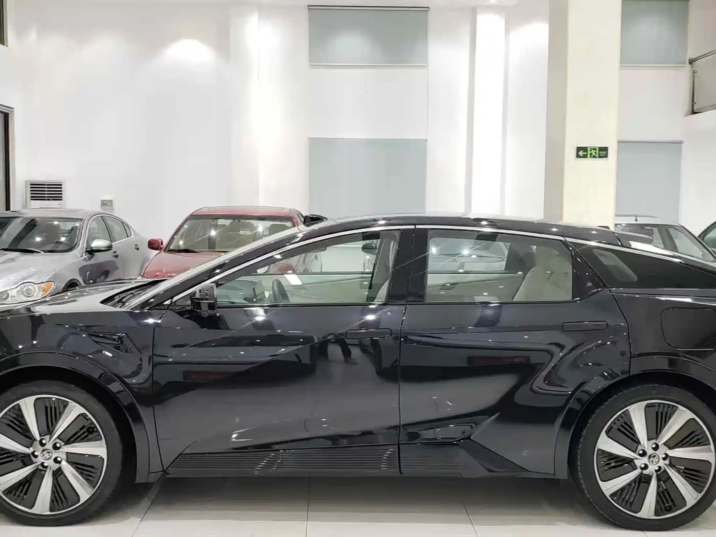 Toyota bZ5 2025 550 PRO Smart Edition фото 13