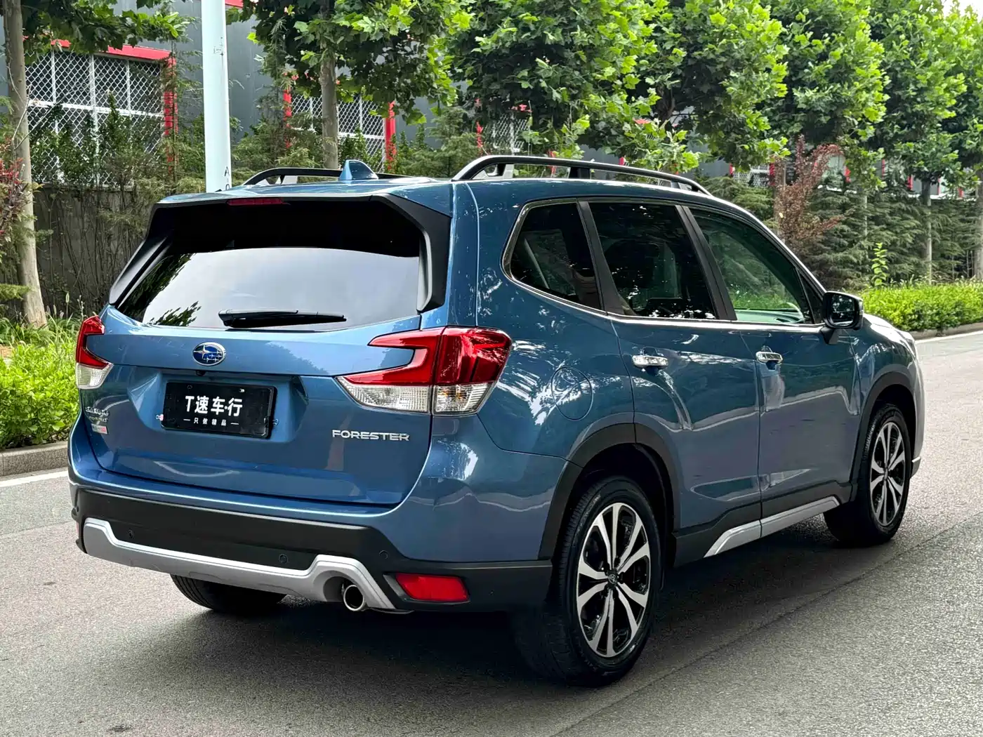 SUBARU FORESTER