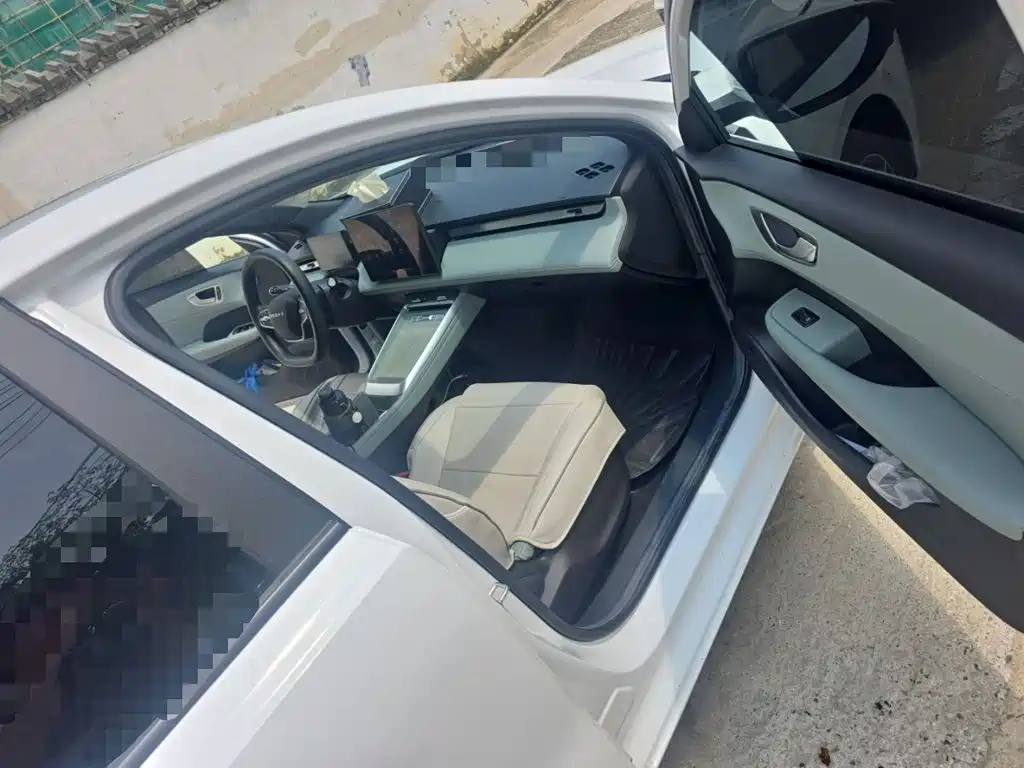 Roewe D6 2025 2025 450km Premium Edition
