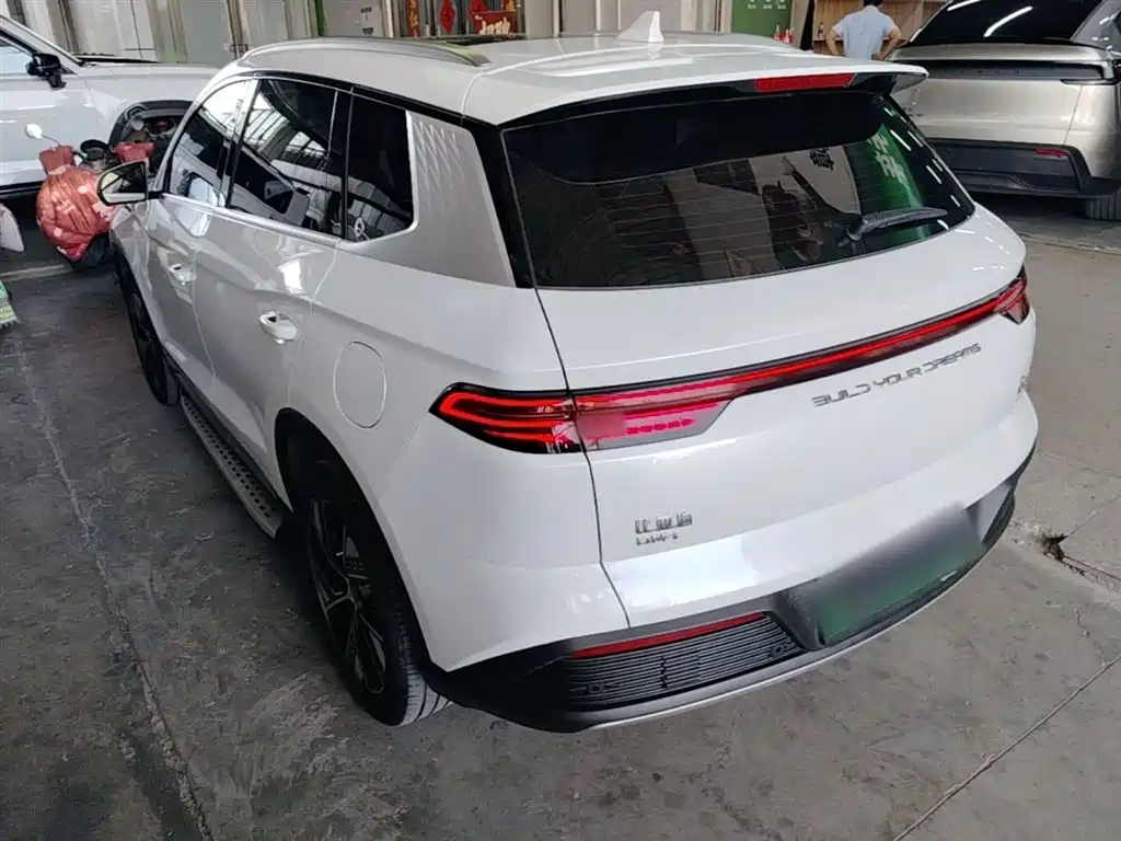 BYD Song Pro New Energy 2023 Champion Edition DM-i 110KM Excellence фото 5