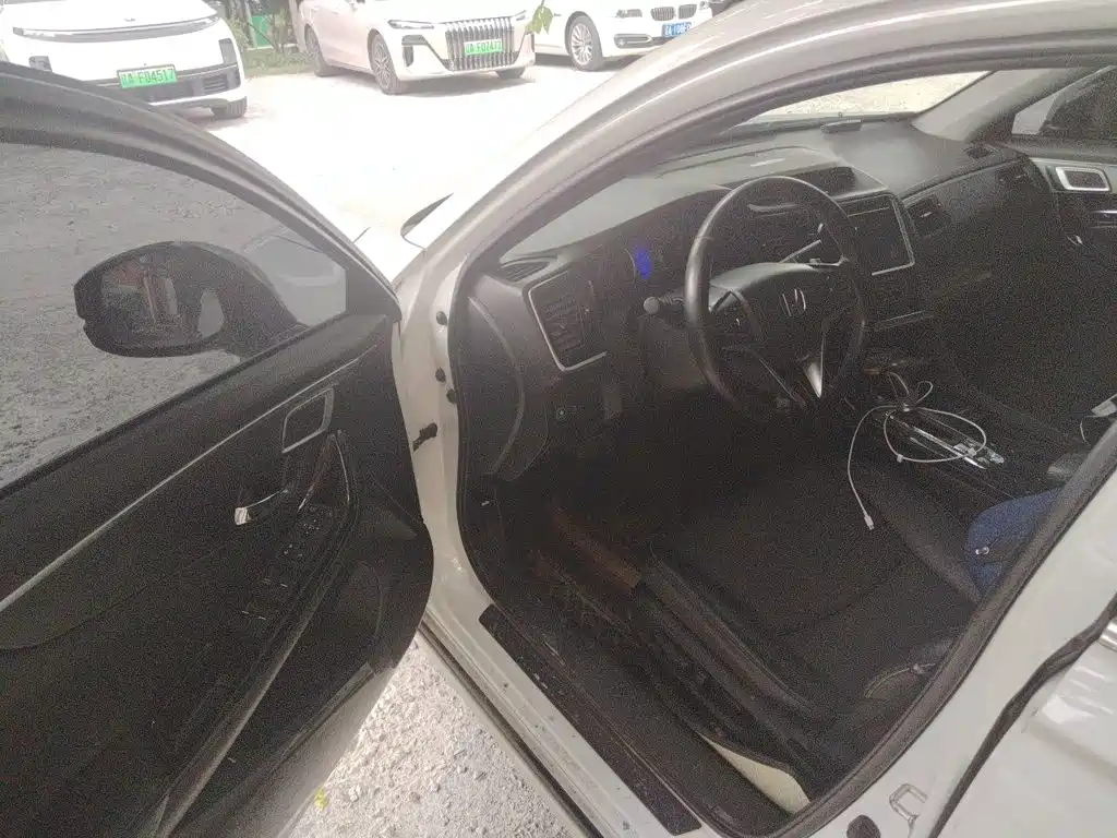 Honda Spirior 2017 2015 2.0L Premium Edition
