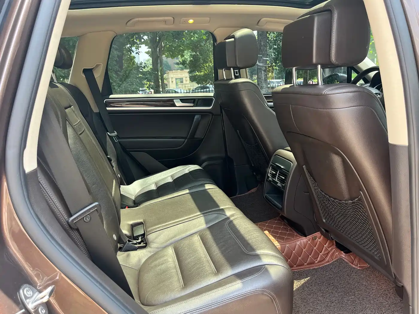 Volkswagen Touareg 2014 3.0TSI New Edge Edition фото 12