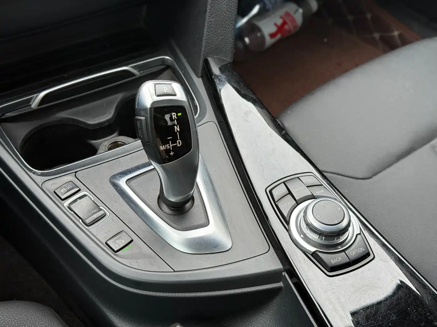 BMW 3 Series 2016 320i Fashion Model фото 14