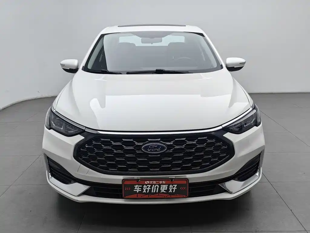Ford Escort 2022 2021 1.5L Automatic Diamond Edition