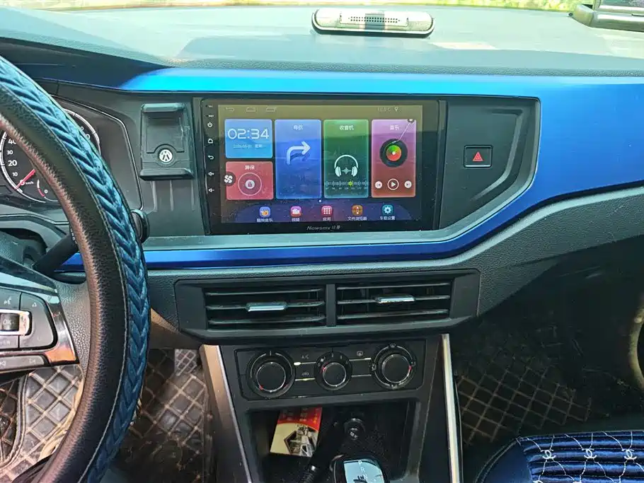 Volkswagen Polo 2019 Plus 1.5L Automatic Panorama Enjoyment Edition фото 13