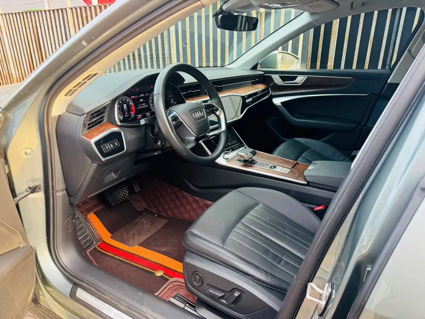 Audi A6 (Import) 2021 allroad quattro Explorer 55 TFSI Premium Off-road фото 14