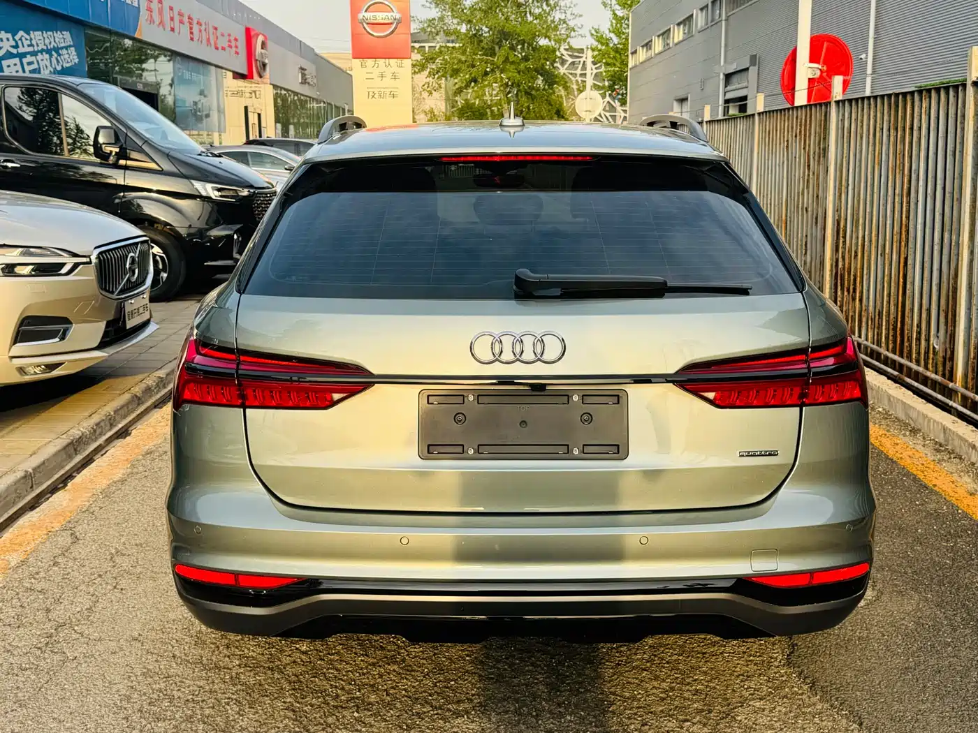 Audi A6 (Import) 2021 allroad quattro Explorer 55 TFSI Premium Off-road фото 10