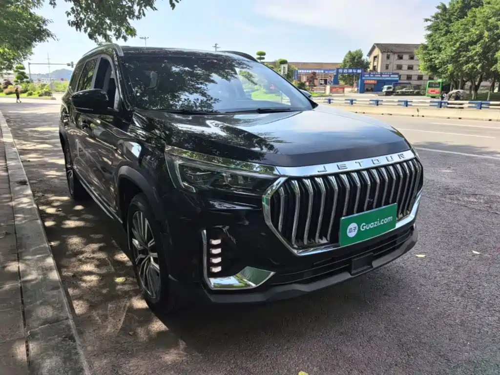 Jetour X90 PLUS 2024 2024 1.6TD DCT Big Family Happy Edition 7-seater
