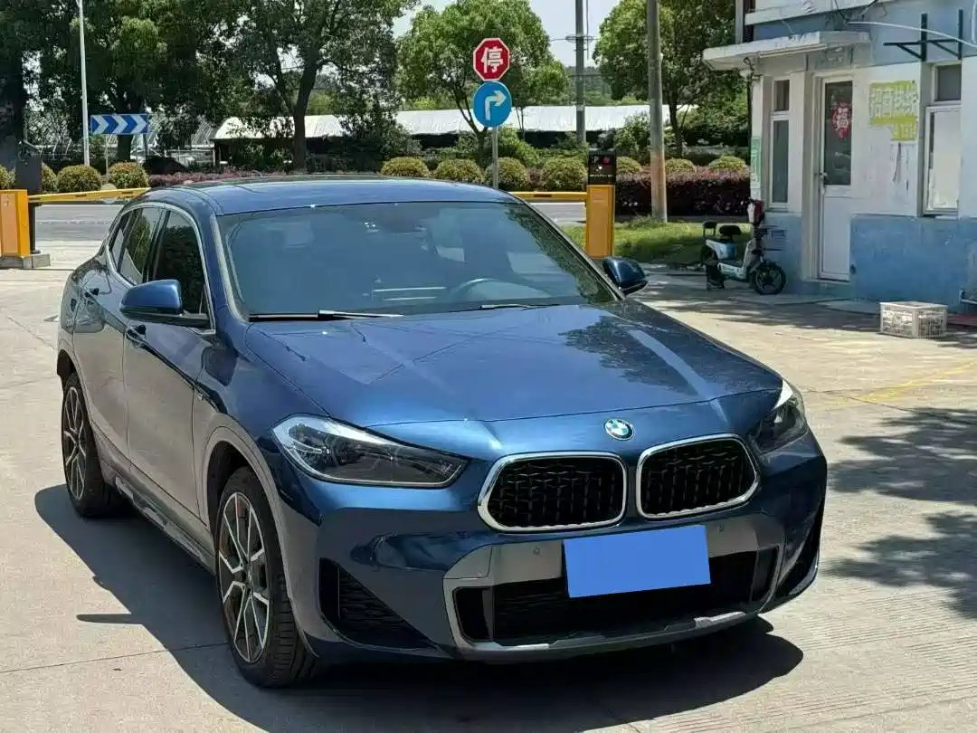 BMW X2 2021 sDrive25i Exclusive M Off-Road Package фото 3