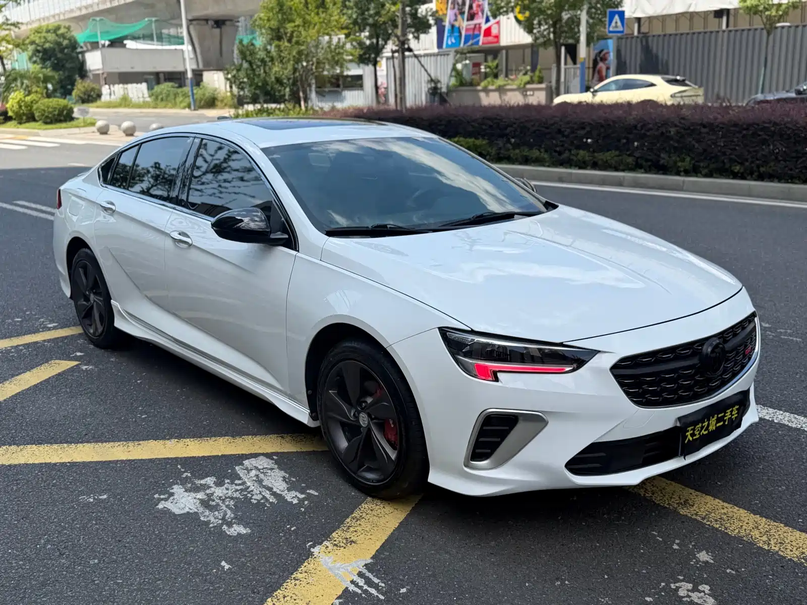 Фото 12 - Buick Regal