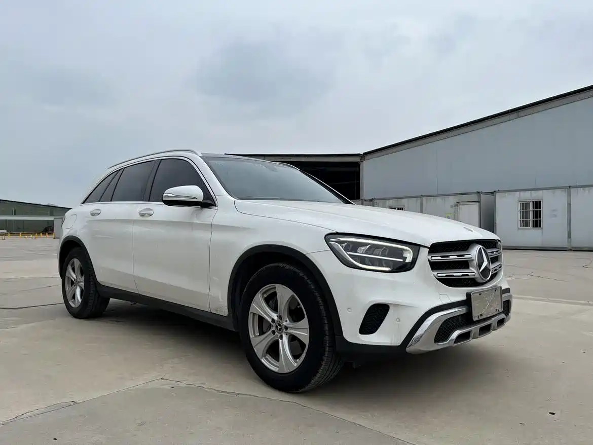 Mercedes-Benz GLC 2020 Facelift GLC 260 L 4MATIC Dynamic фото 3