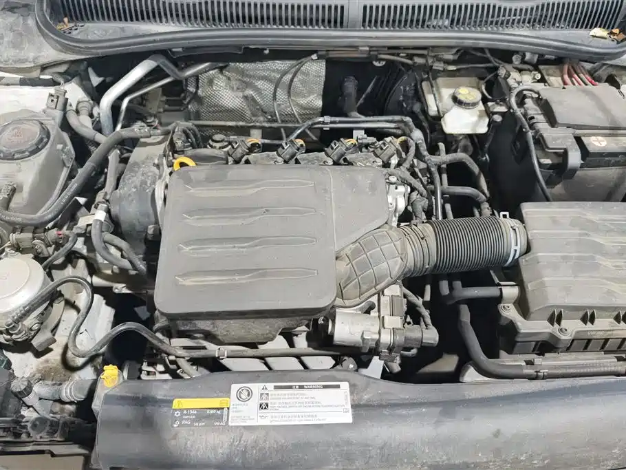 Volkswagen Polo 2023 Plus 1.5L Automatic Panorama Enjoyment Edition фото 10