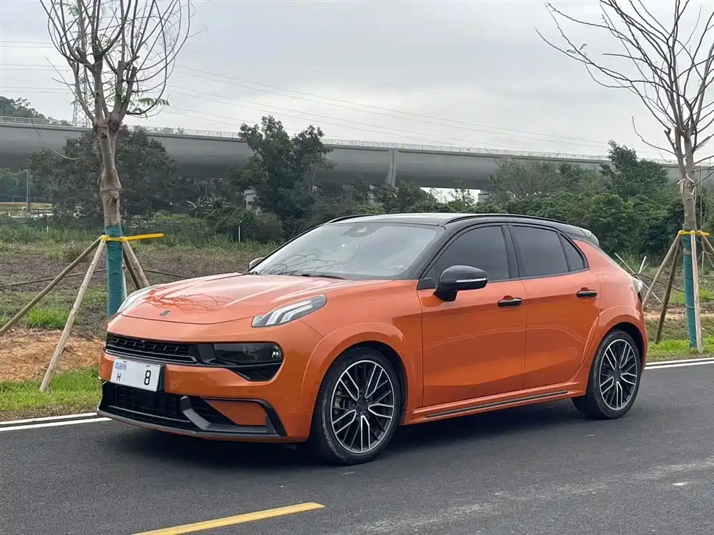 Lynk & Co 02 Hatchback 2021 2.0TD Halo