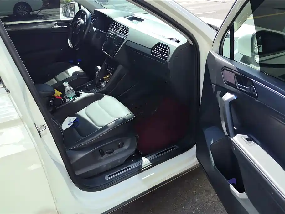 Volkswagen Tiguan L PHEV 2021 430PHEV Plug-in Hybrid Flagship фото 8